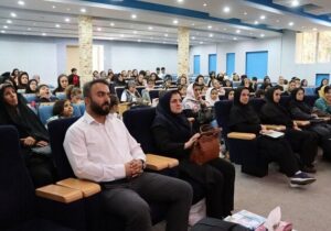 برگزاری کارگاه روانشناسی ویژه والدین در کارخانه پگاه تبریز