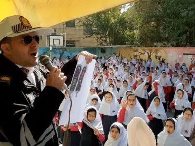 ۱۵۰۰ دانش‌آموز در پویش «زنگ ترافیک مدارس» منطقه ۳ اصفهان مشارکت کردند