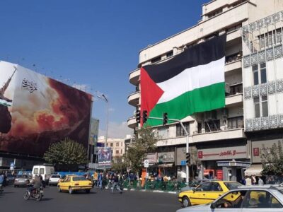 آماده‌سازی مسیر راهپیمایی حامیان کودکان مظلوم غزه در خیابان انقلاب