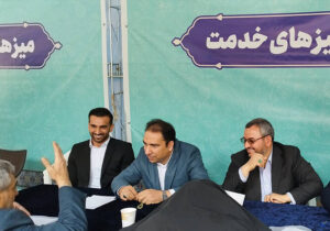 برگزاری میز خدمت شهرداری تهران در نماز جمعه