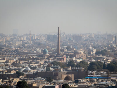 اصفهان در حالت خفگی است/ تمام ایرانیان به فکر فلات مرکزی باشند