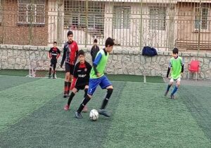 برگزاری مسابقات فوتبال گل کوچک آقایان از رویداد قهرمان‌شهر در منطقه ۵
