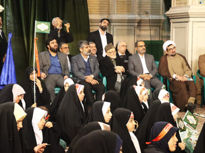 اجتماع ۲۵۰۰ نفری دختران نوجوان در مهدیه تهران
