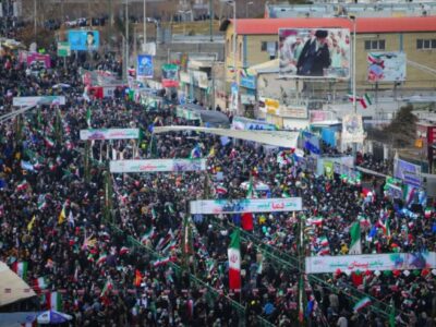 حضور پرشور مردم در جشن ۴۴ سالگی انقلاب اسلامی