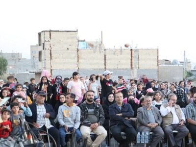 استقبال بی‌نظیر شهروندان محله آناخاتون از اجرای جنگ شادی