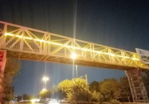 تامین روشنایی ۲۲ پل عابر پیاده در منطقه ۲۰
