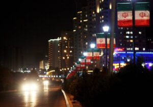 نصب ۹۰ پایه چراغ روشنایی در بلوار شهید جوزانی