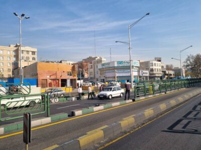 احداث بازشوهای متحرک مسیر ویژه سامانه یک اتوبوس‌های تندرو خیابان آزادی