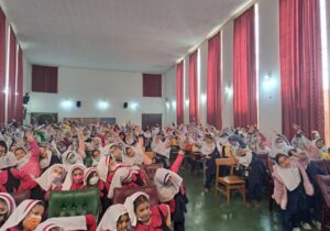 اجرای طرح «فرآموز سیار» در مدارس منتخب منطقه۱۳
