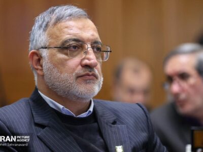 شهردار تهران رأی خود را به صندوق انداخت