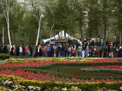 ازدحام پرشور شهروندان در دهمین جشنواره لاله‌های کرج
